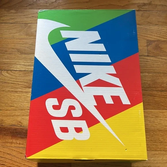 Nike SB x Instant Skateboard Dunk Low Pro QS - Picture 8 of 8